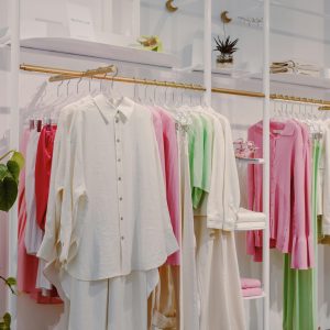 pexels-ron-lach-8386655